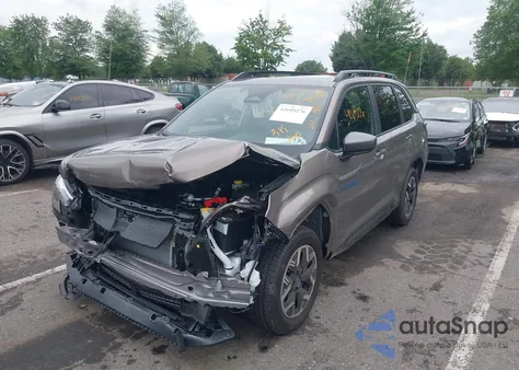 2025 Subaru Forester Premium из США, поврежденный, VIN JF2SLDBC3SH514266